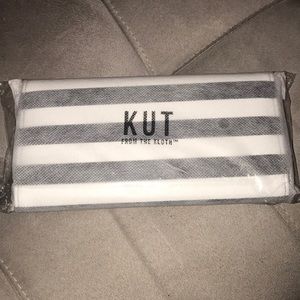 Kut from the Kloth slim wallet